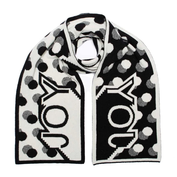 black and white louis vuitton scarf