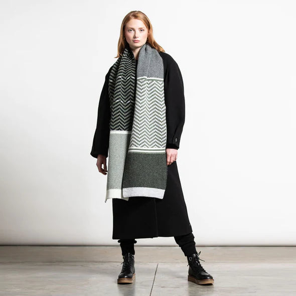 JOY - Blanket Scarf Black White - Mhor In Store