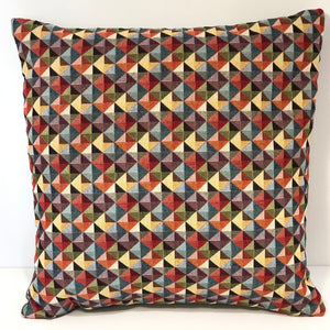 Mhor Geometric triangles cushion